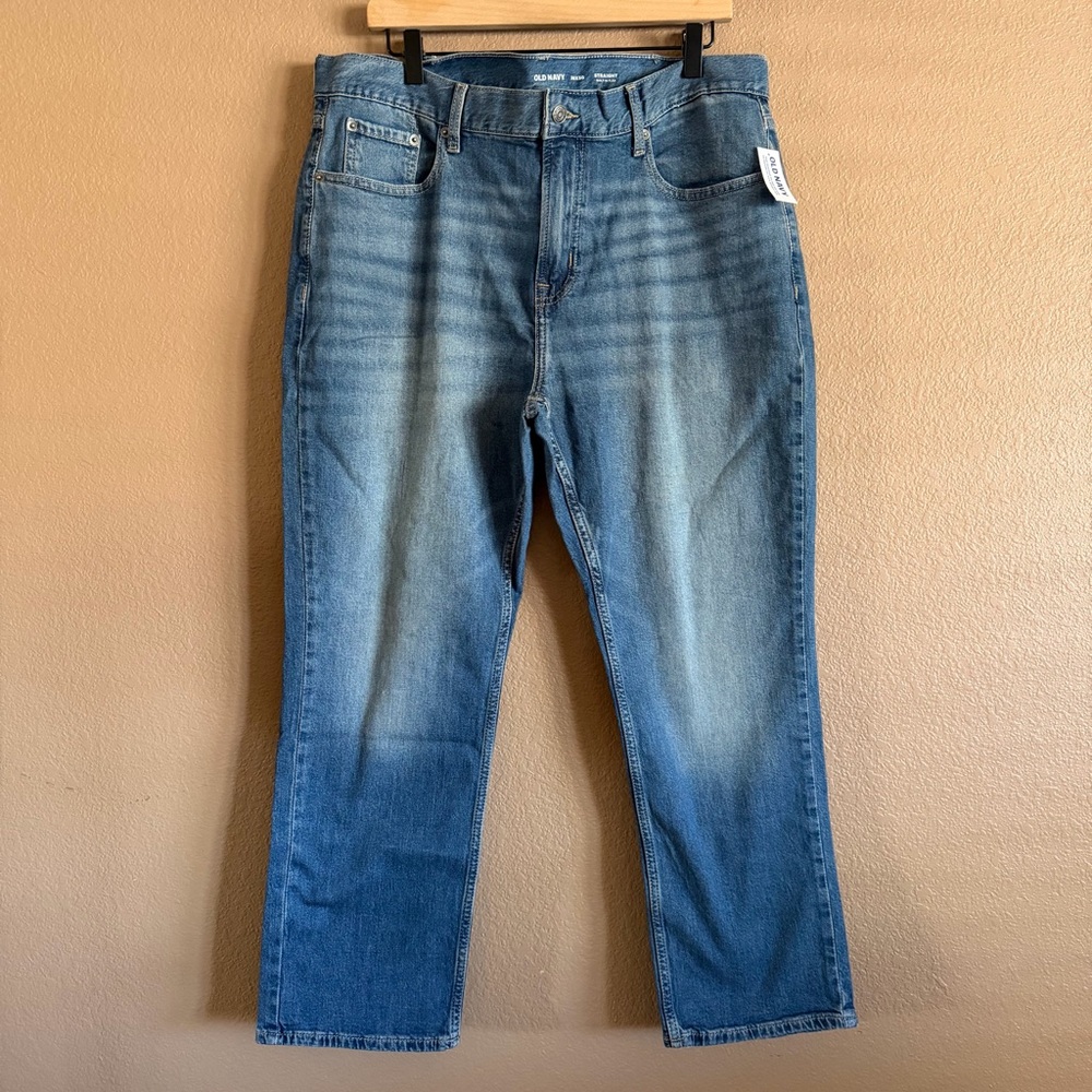 Old Navy Men's Straight Built-in-flex Jeans Size 38x30 NWT